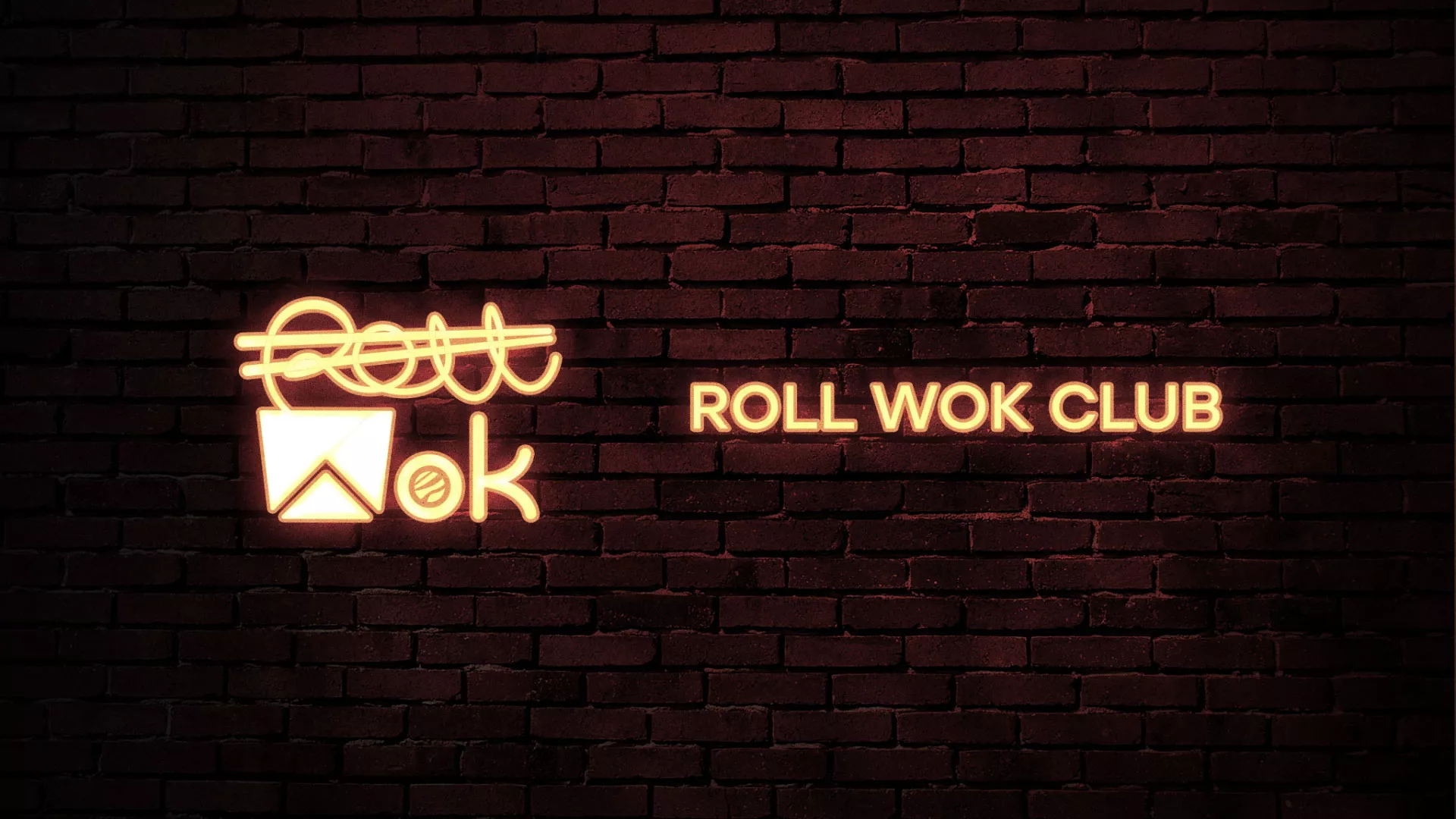 Разработка логотипа суши-бара «Roll Wok Club» в Ревде